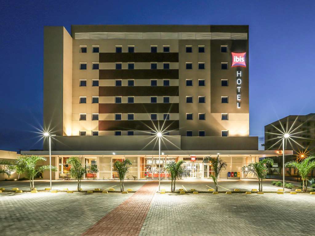 Ibis Sinop Hotel Exterior foto